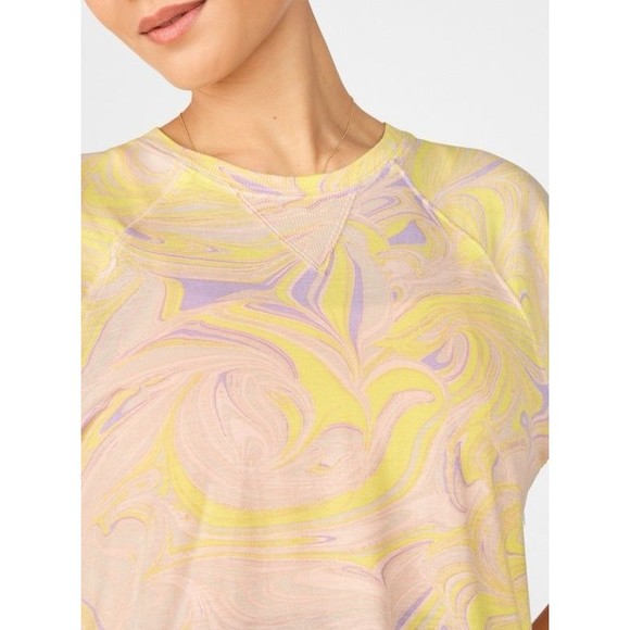 Fabletics Raglan tee - Picture 2 of 5